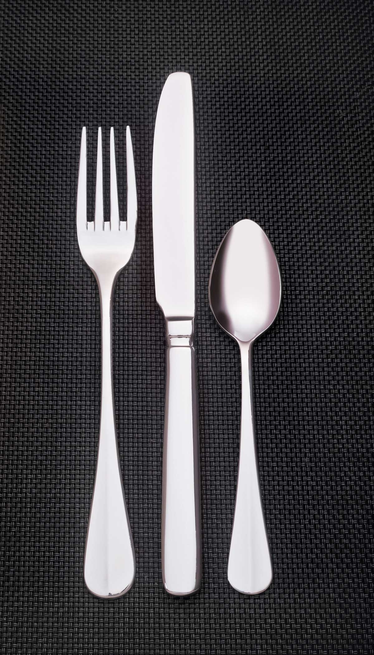 World Tableware World 18/0 Stainless Steel Collection Baguette Dinner Knife -- 36 per case