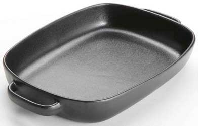 American Metalcraft Porcelain Black Matte Finish Casserole, 64 Ounce